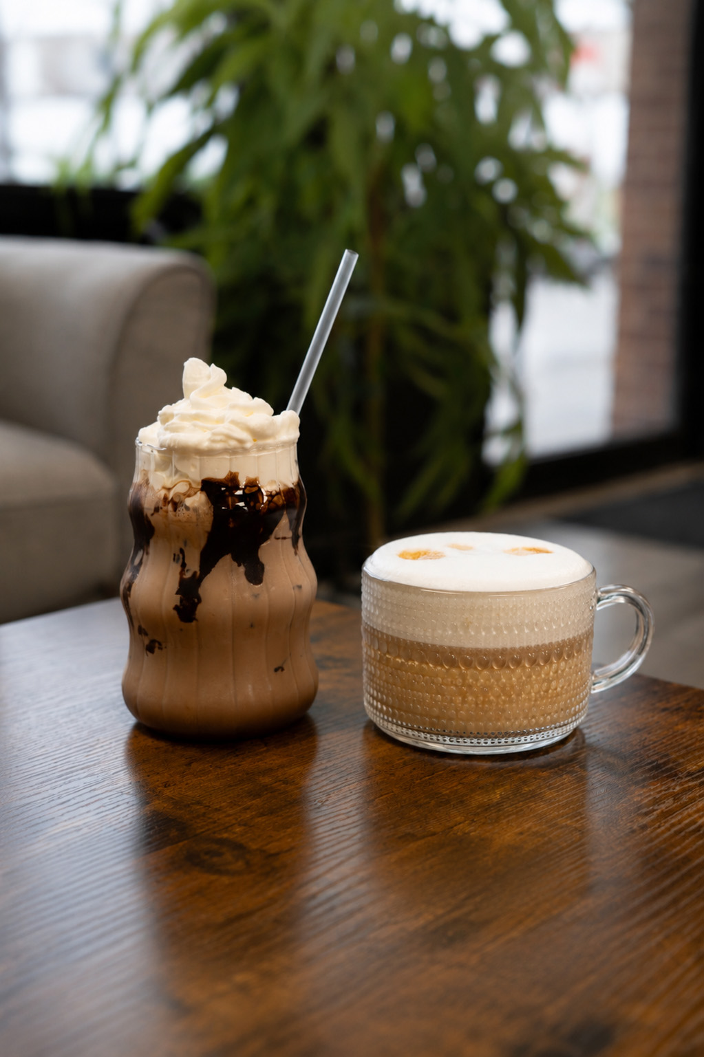 Two specialty coffees at Las Chilenas